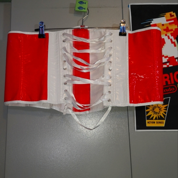Goth Red And White Pvc Underbust Corset - Picture 2 of 9
